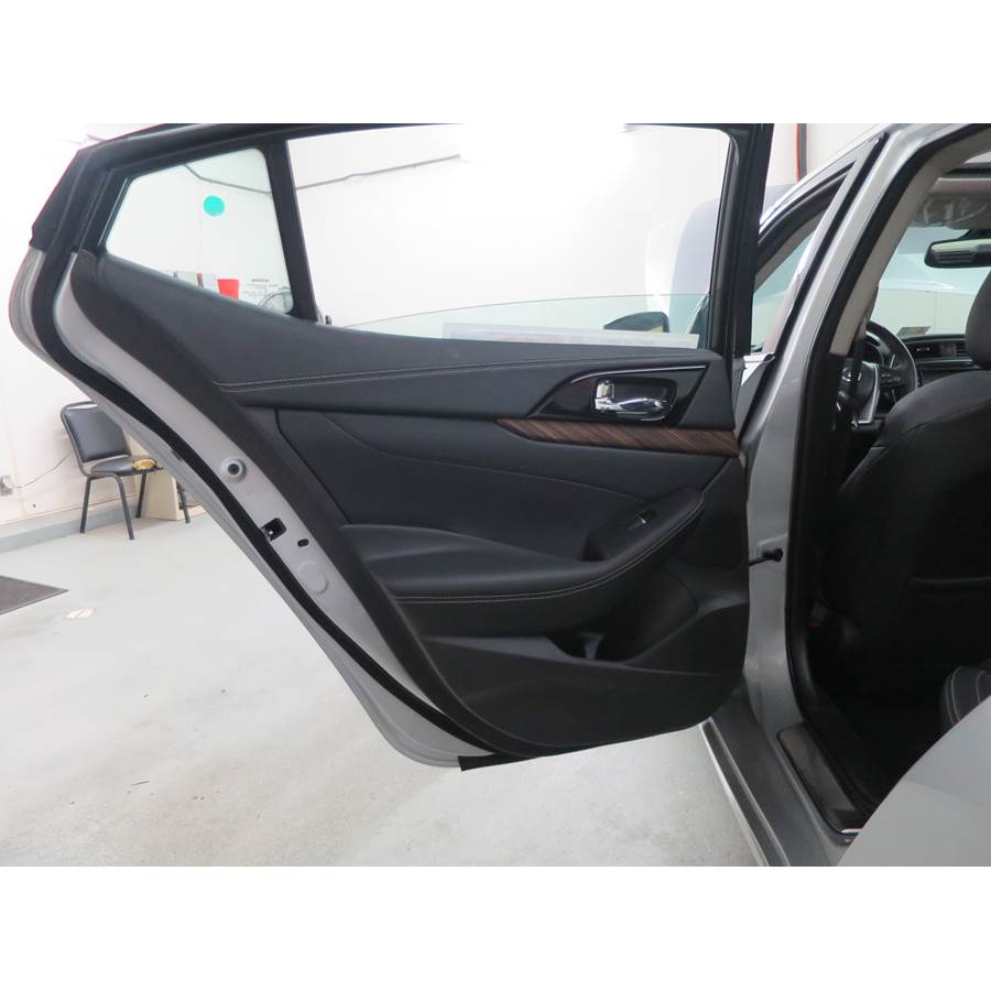 2016 Nissan Maxima Rear door speaker location