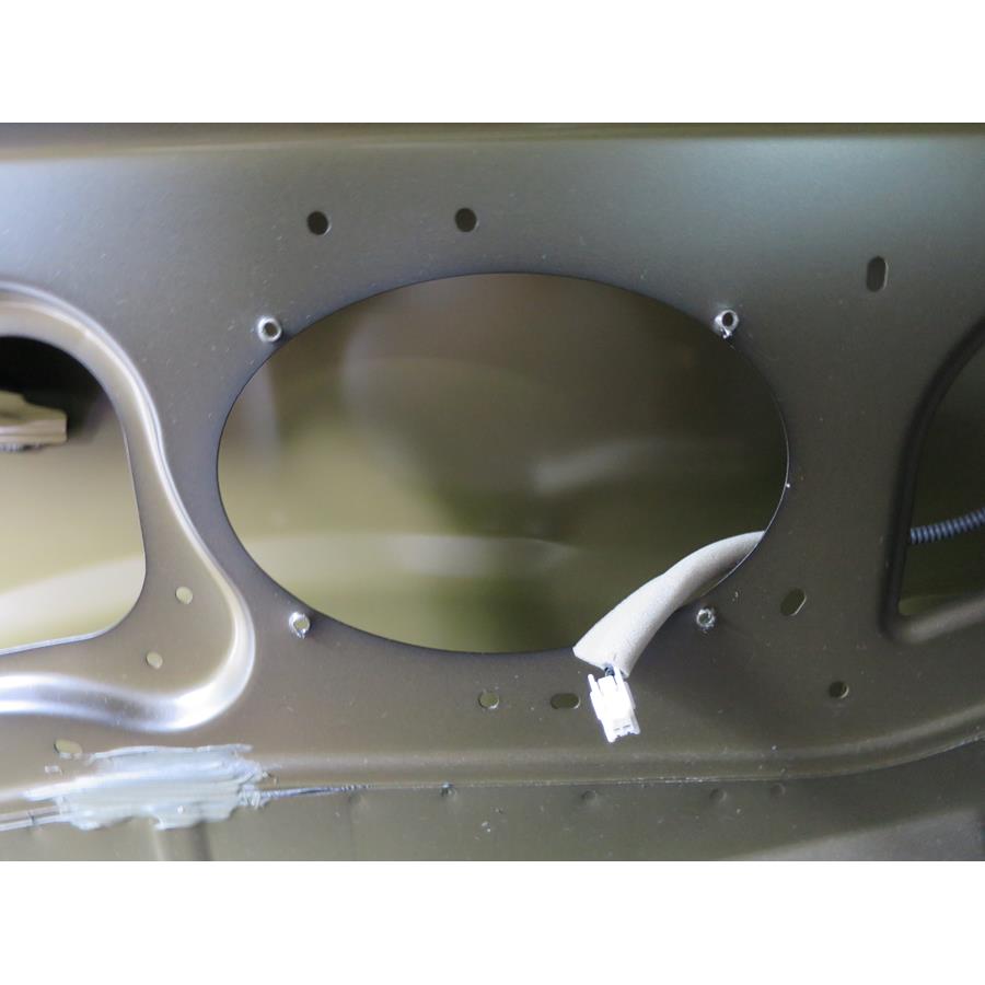 2016 Nissan NV Passenger Mid-rear speaker removed