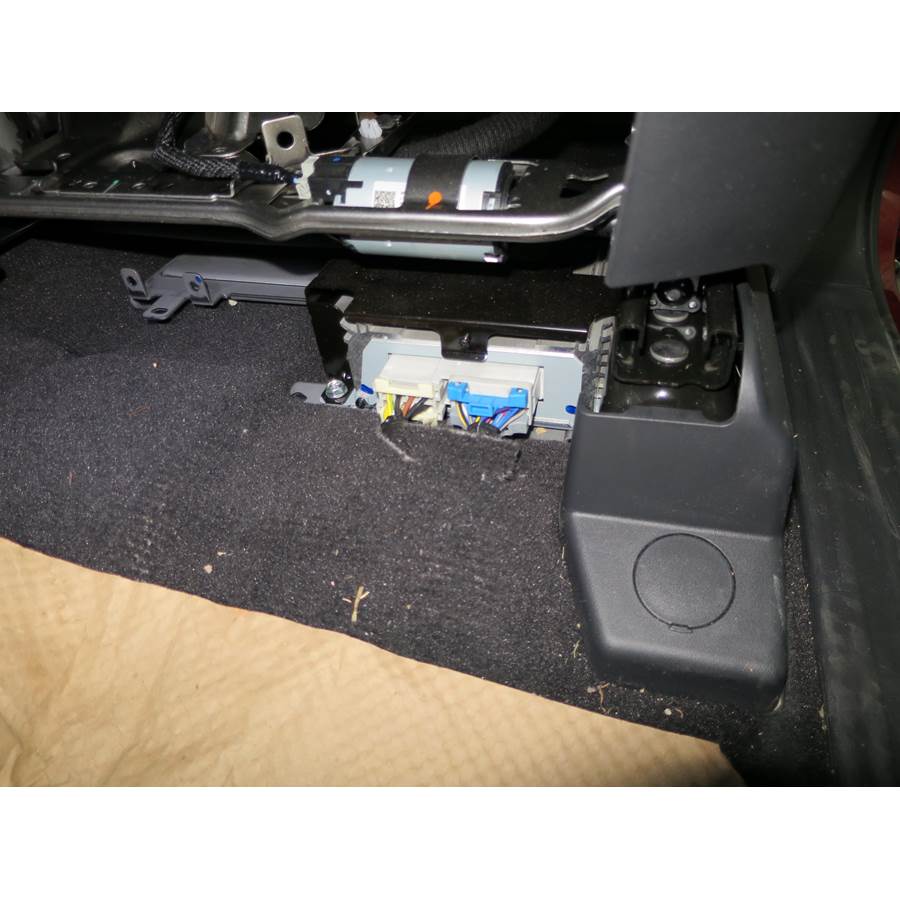 2018 Nissan Titan Factory amplifier