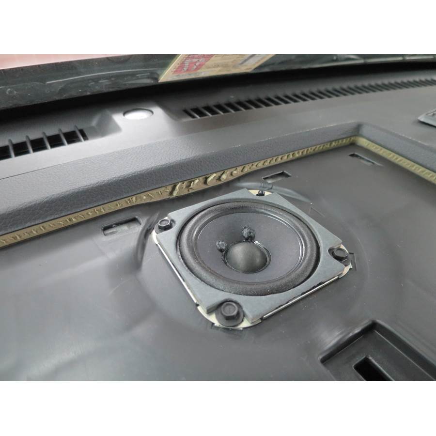 2018 Nissan Titan Center dash speaker
