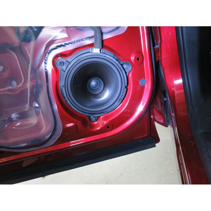 2016 Nissan Titan XD Rear door speaker