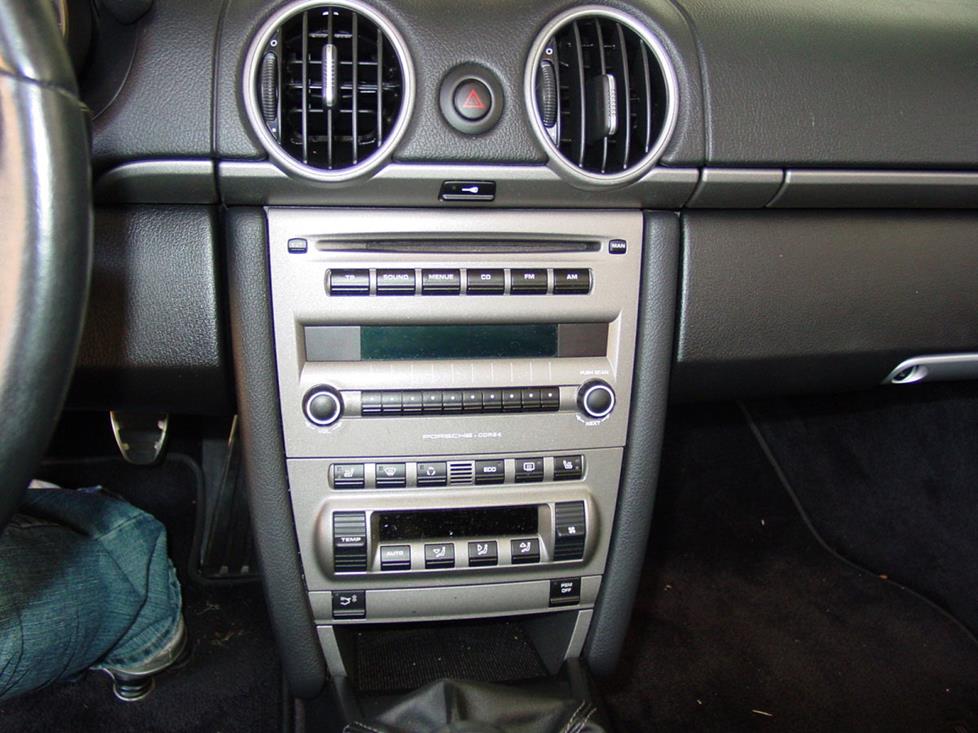 porsche boxster radio