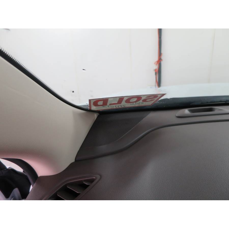 2014 GMC Acadia Front pillar speaker location