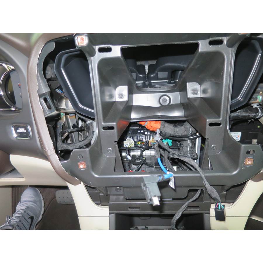 2020 GMC Acadia Factory radio removed