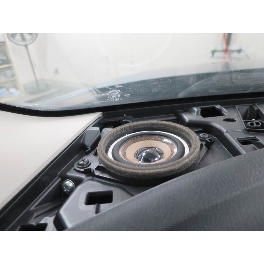 2018 Mazda 3 Dash speaker