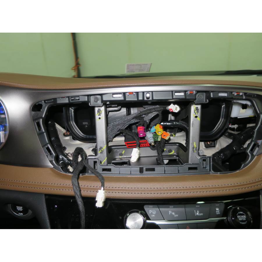 2018 Chrysler Pacifica Factory radio removed