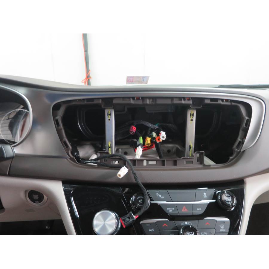 2025 Chrysler Pacifica Factory radio removed