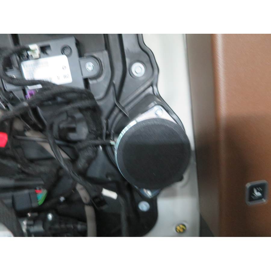 2024 Chrysler Pacifica Rear door tweeter