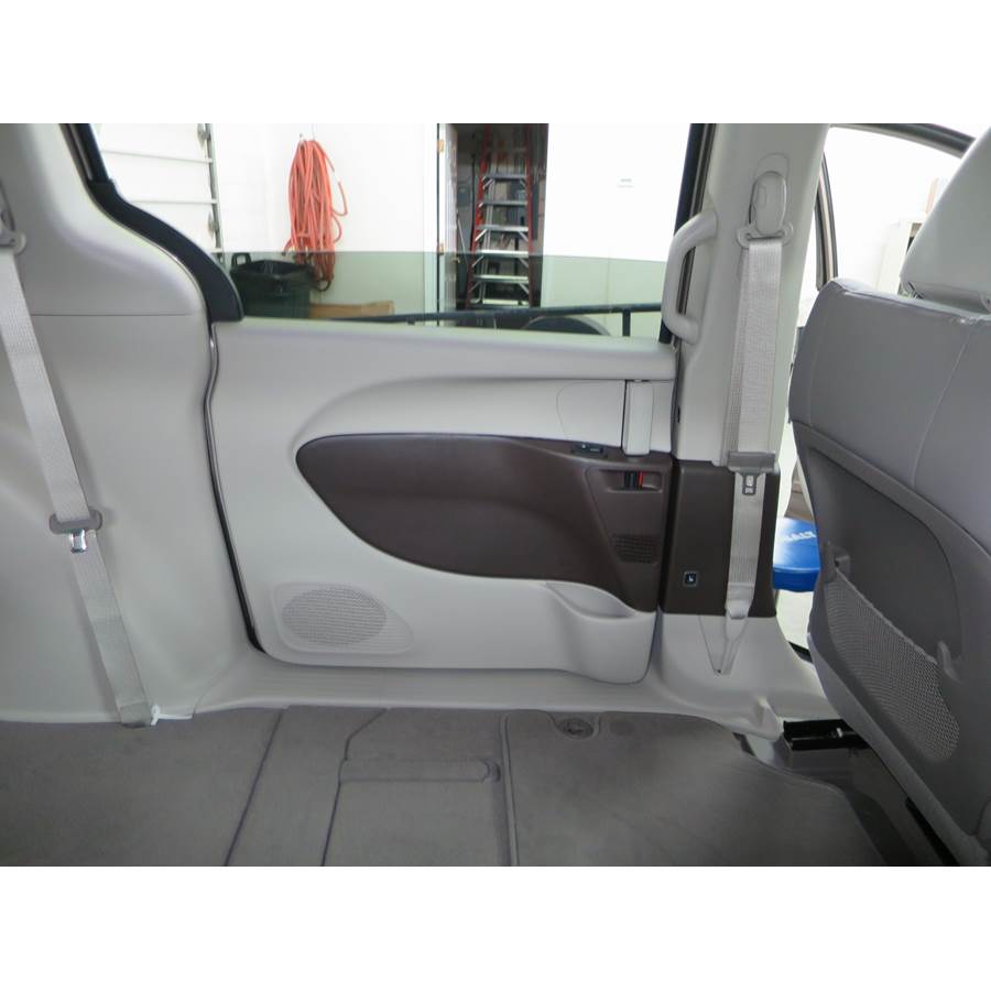 2017 Chrysler Pacifica Rear door woofer location