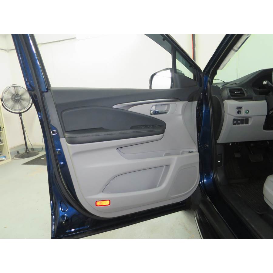 2019 Honda Ridgeline Front door speaker location