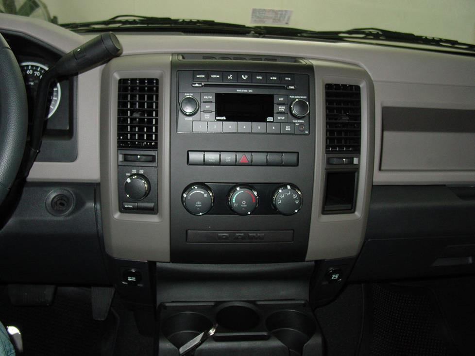 2011 dodge 5500 aux switches