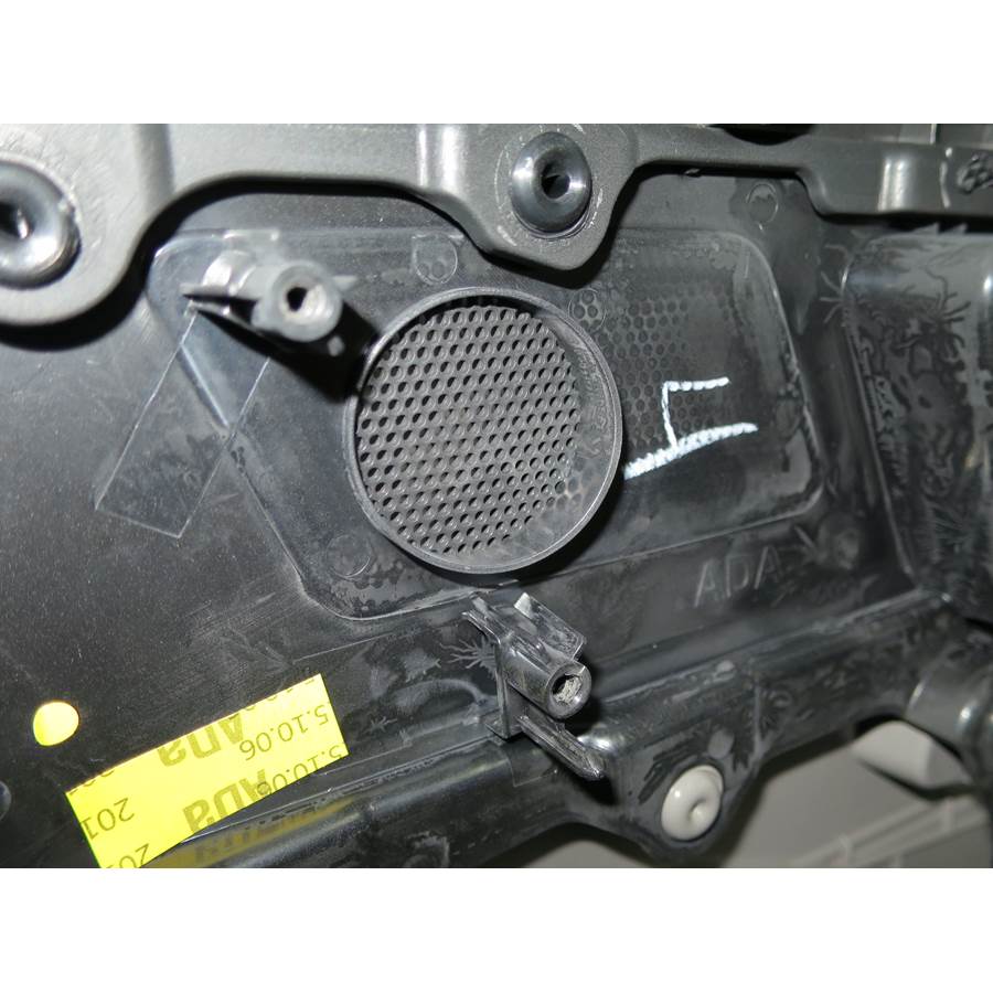 2017 Hyundai Elantra Front door tweeter removed