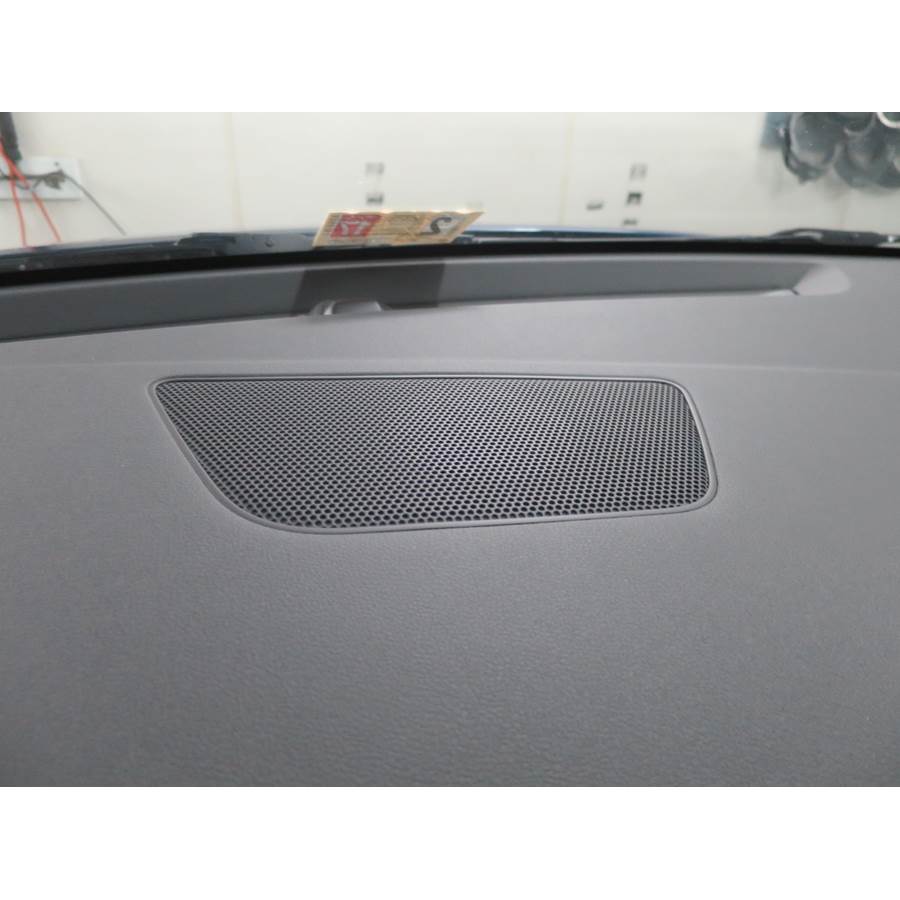 2018 Hyundai Elantra Center dash speaker location