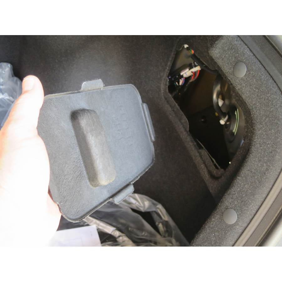 2019 Hyundai Elantra Factory amplifier location