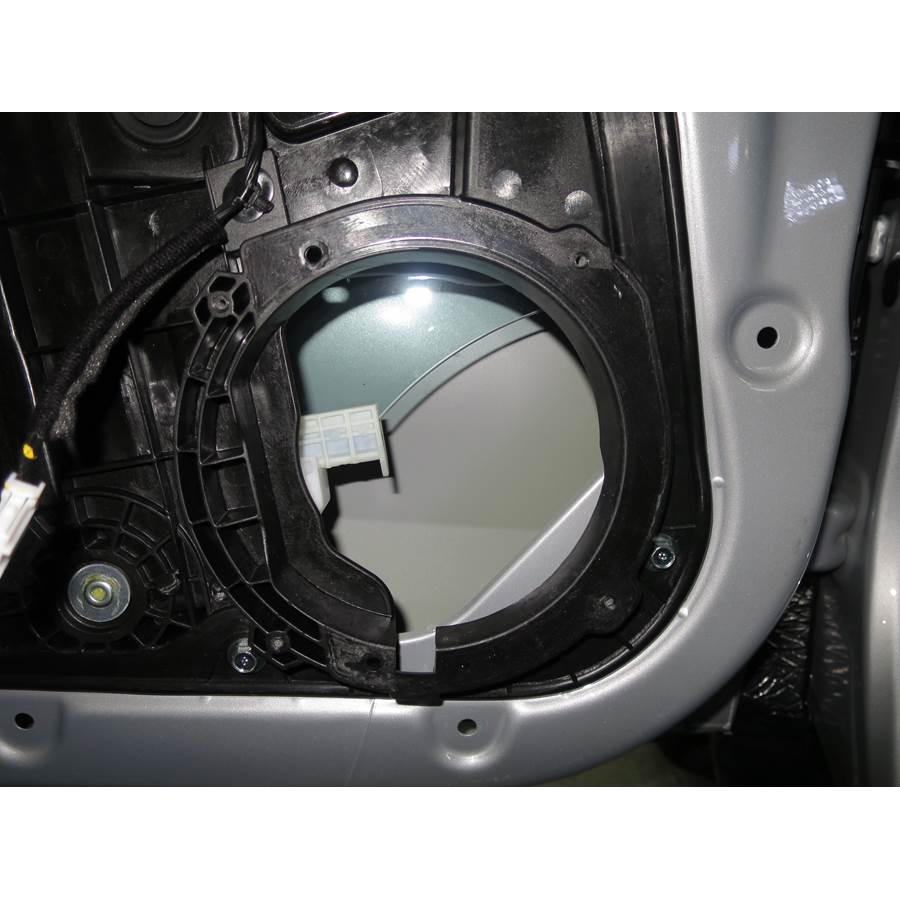2017 Kia Sportage Front door woofer removed