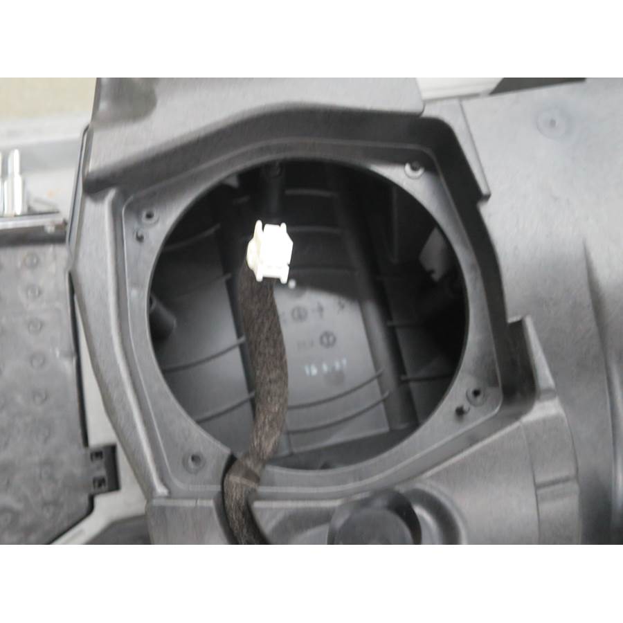 2017 Fiat 124 Spider Kick panel speaker removed