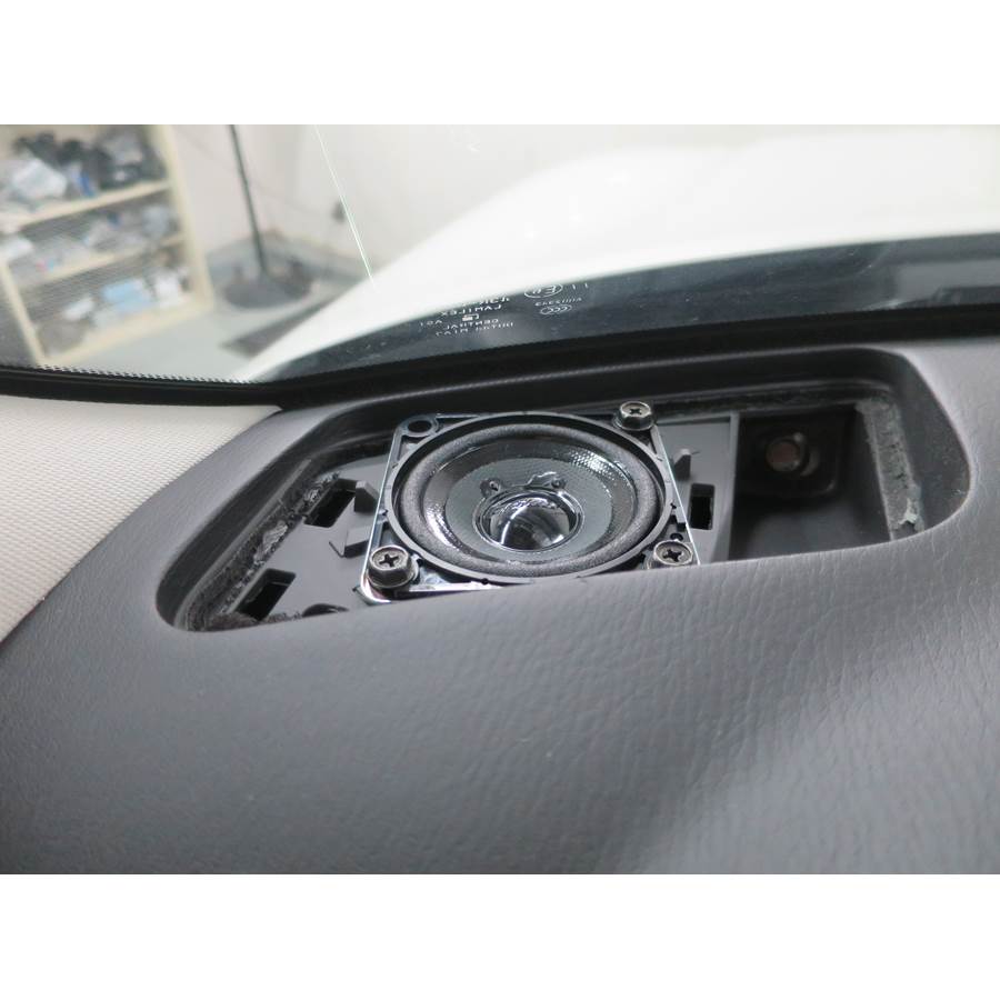 2022 Nissan Armada Dash speaker