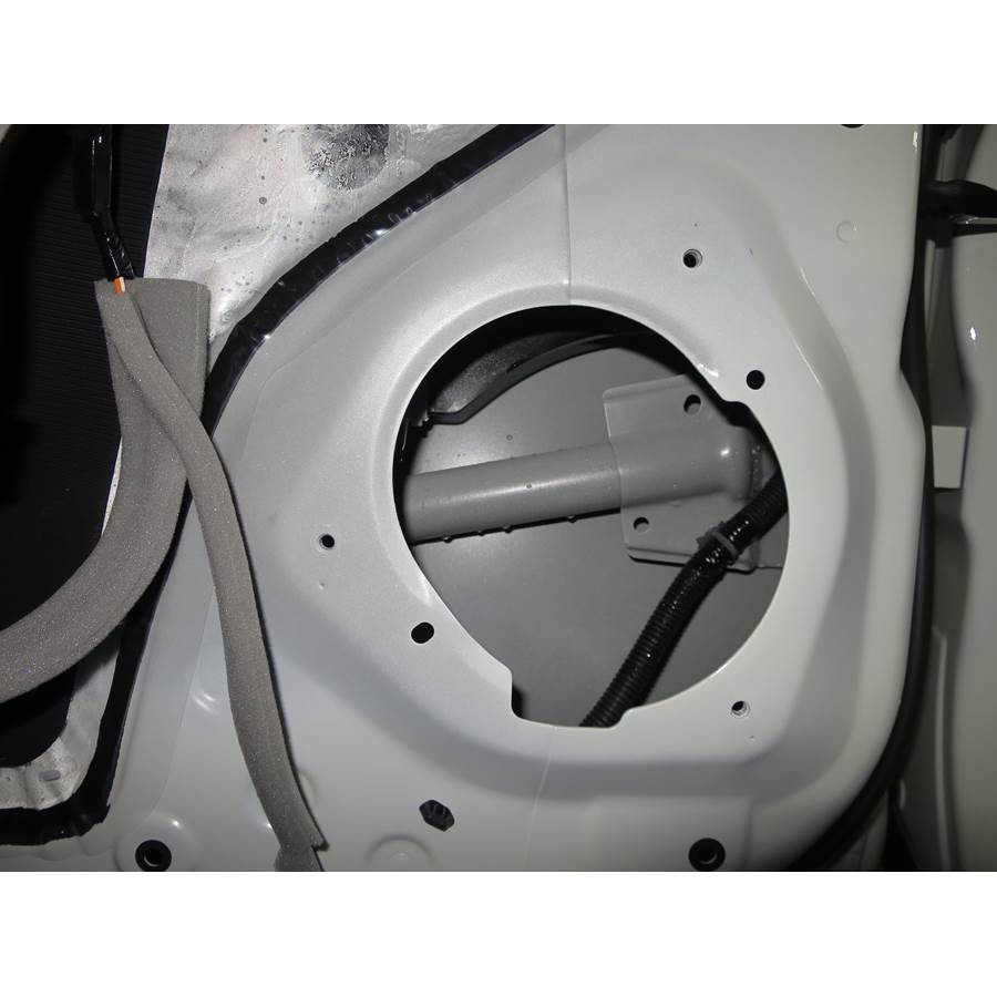 2020 Nissan Armada Rear door woofer removed