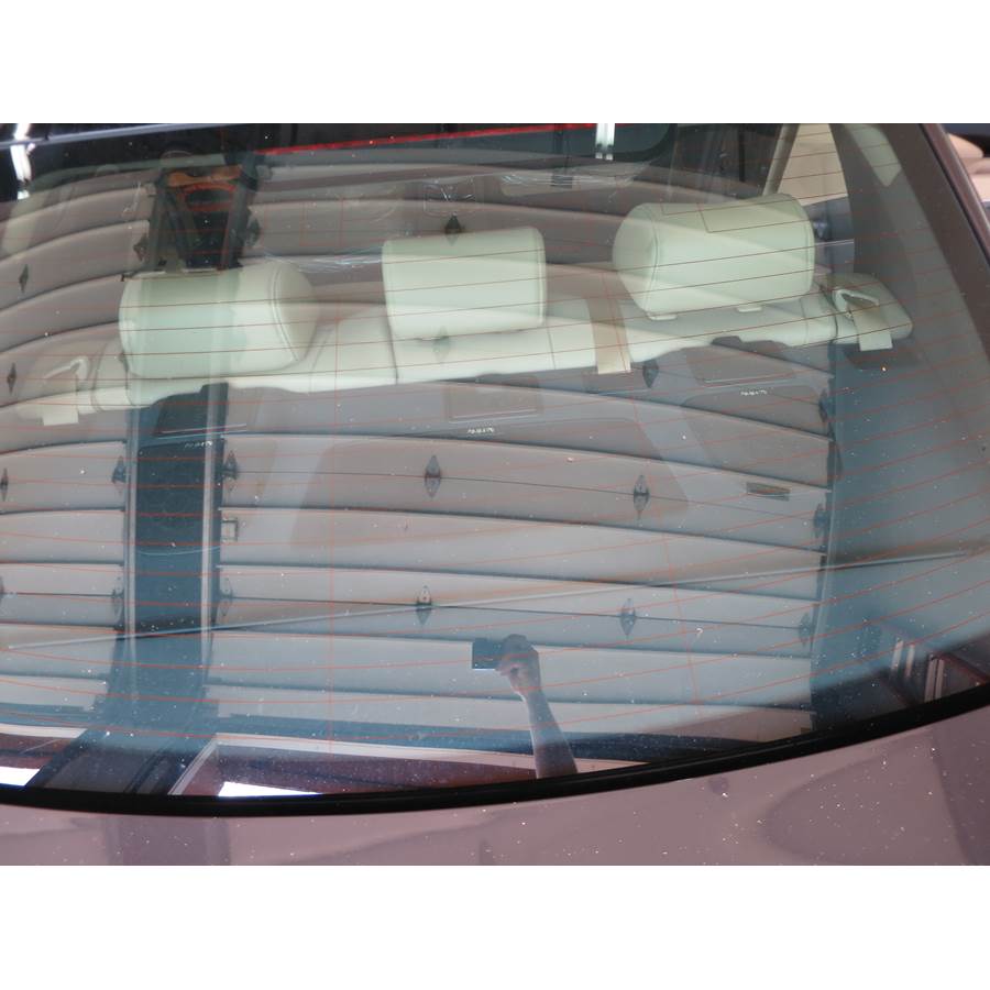 2016 Hyundai Azera Rear deck speaker location