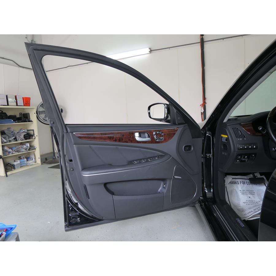 2016 Hyundai Equus Front door speaker location