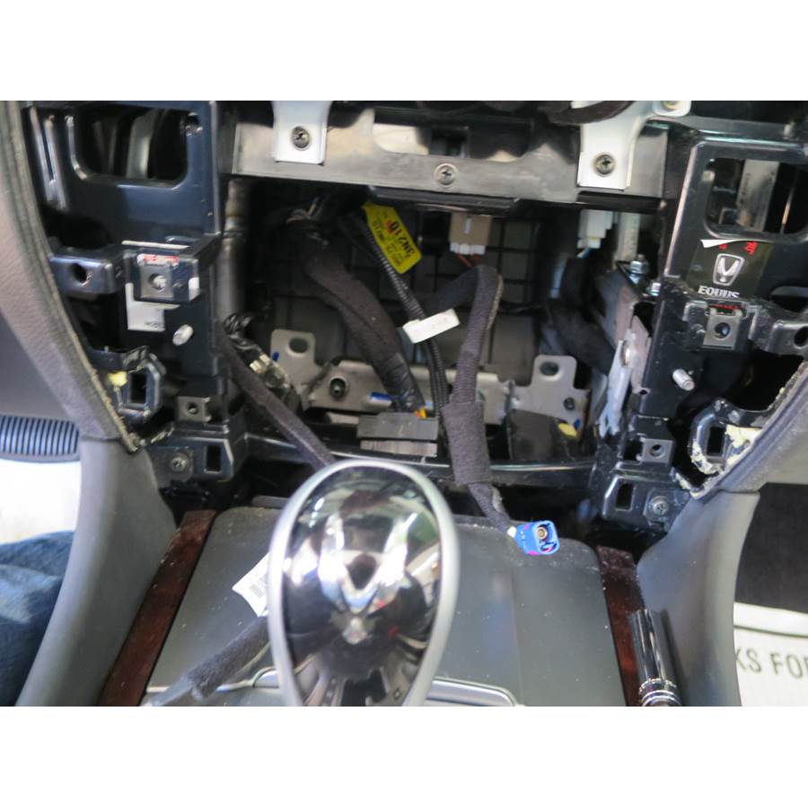 2012 Hyundai Equus Factory radio removed