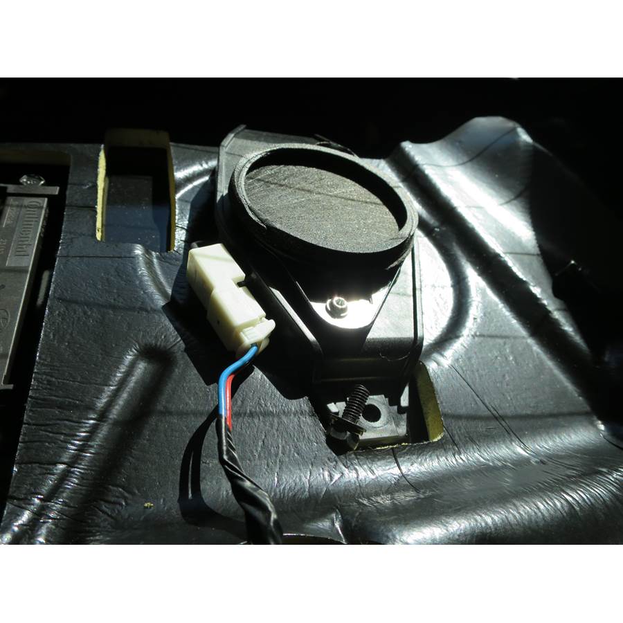 2013 Hyundai Equus Rear deck speaker