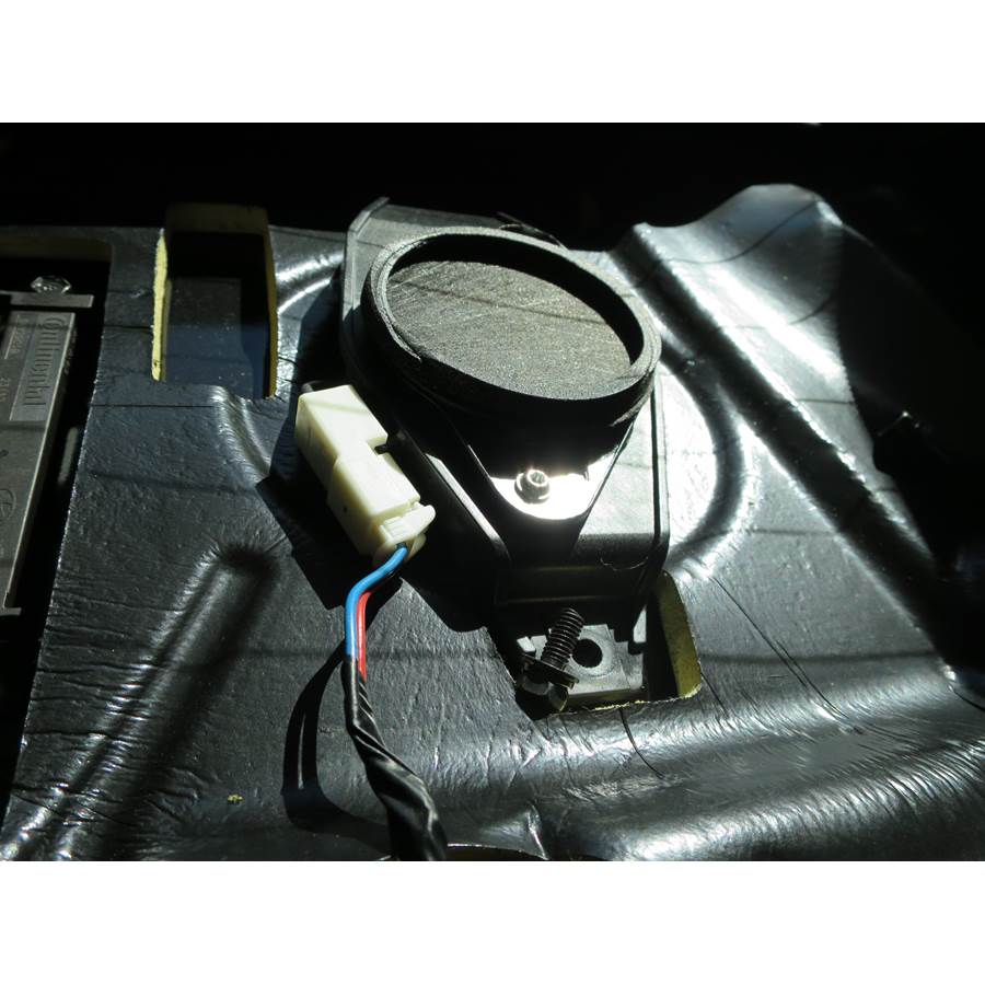2015 Hyundai Equus Rear deck speaker