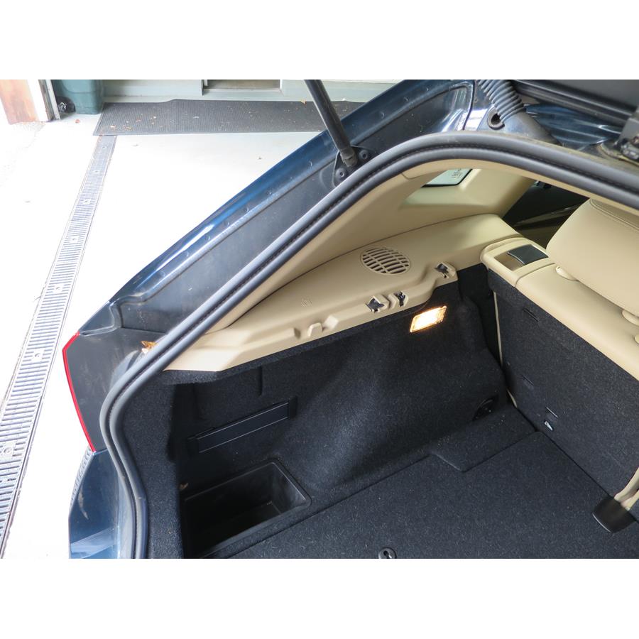 2015 BMW X1 Side panel speaker location