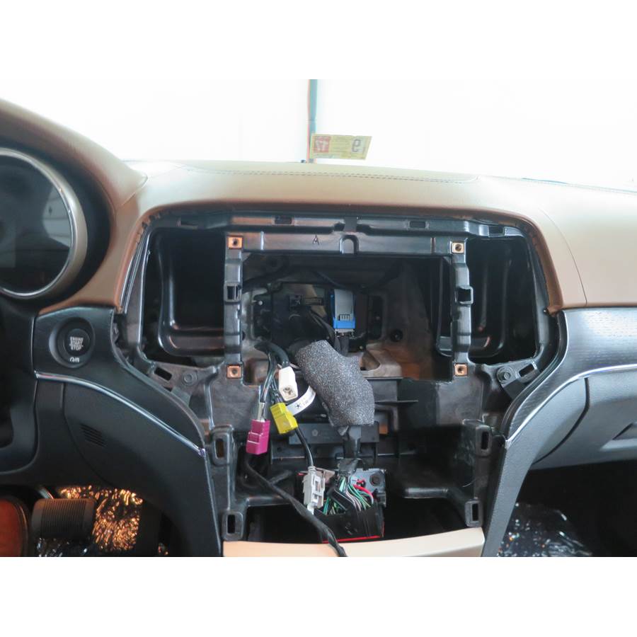 2018 Jeep Grand Cherokee Factory radio removed