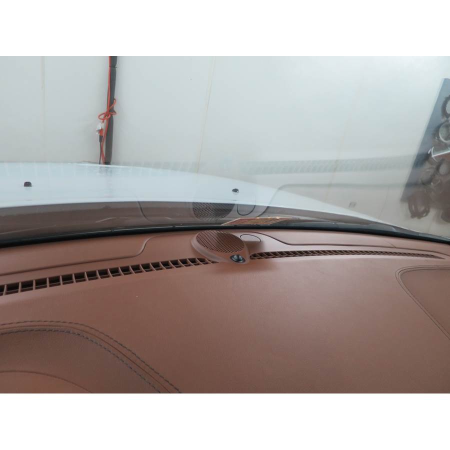 2021 Jeep Grand Cherokee Center dash speaker location