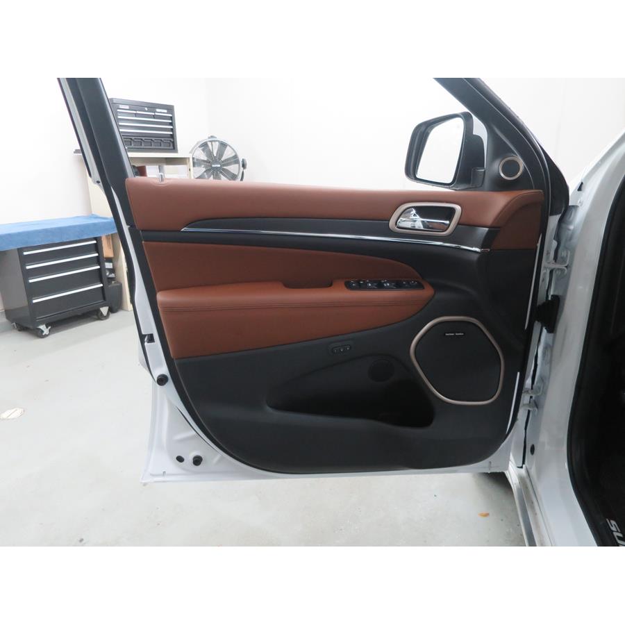 2014 Jeep Grand Cherokee Front door speaker location