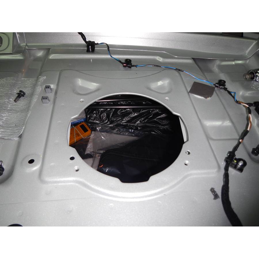 2015 Hyundai Sonata Limited Rear deck center speaker removed