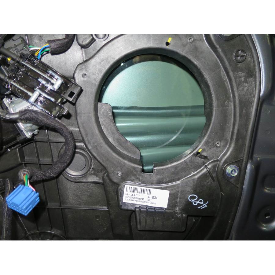 2017 Hyundai Tucson Front door woofer removed