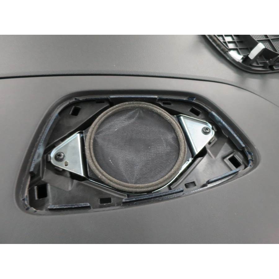 2017 Hyundai Tucson Center dash speaker