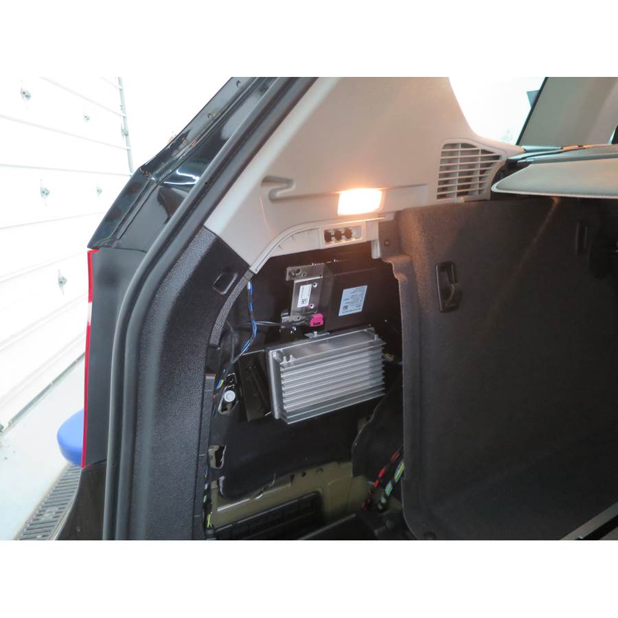 2013 BMW X3 Factory amplifier