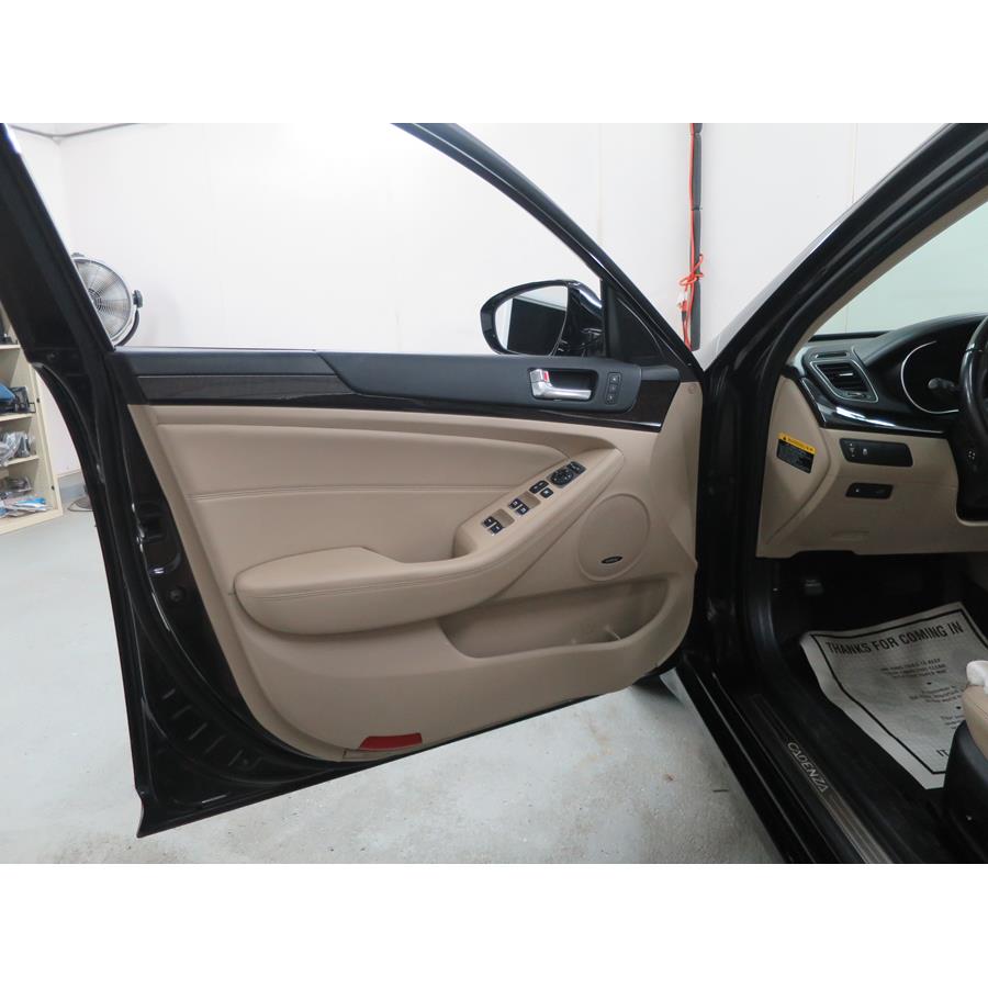 2014 Kia Cadenza Front door speaker location