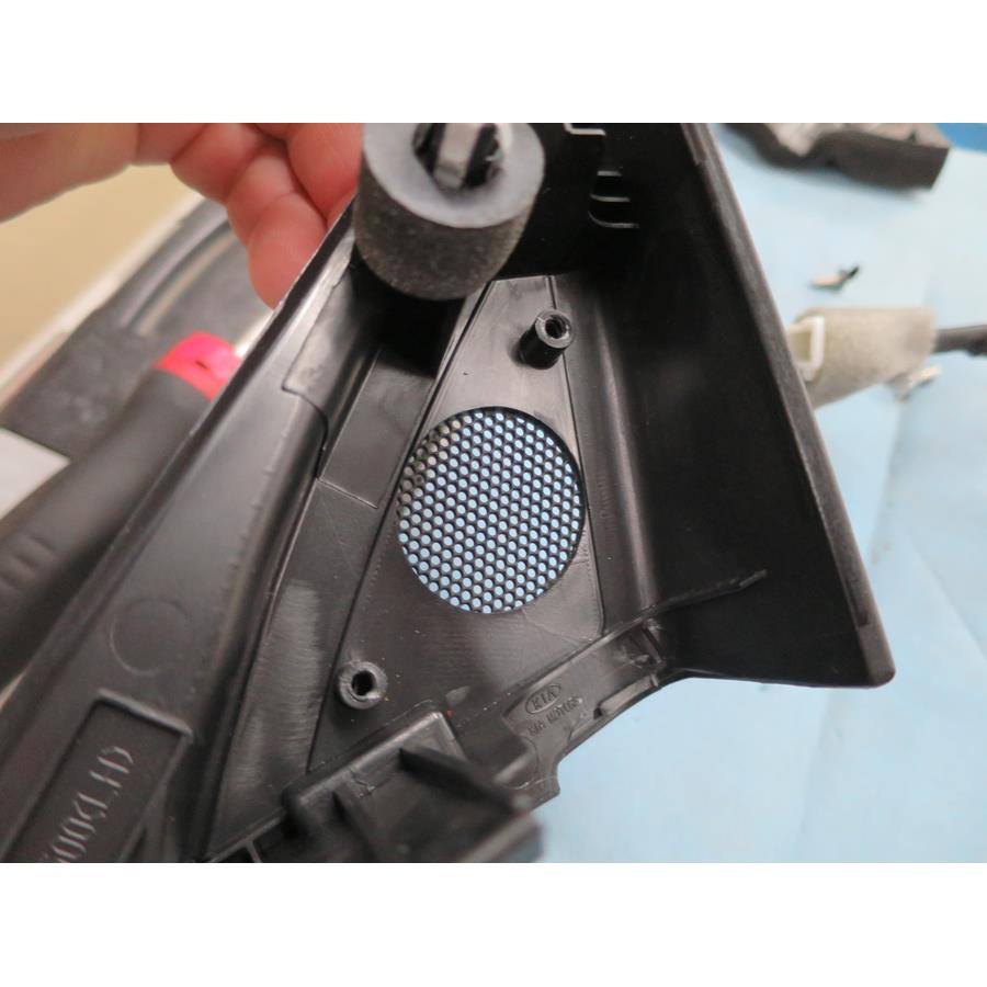 2016 Kia Cadenza Front door tweeter removed