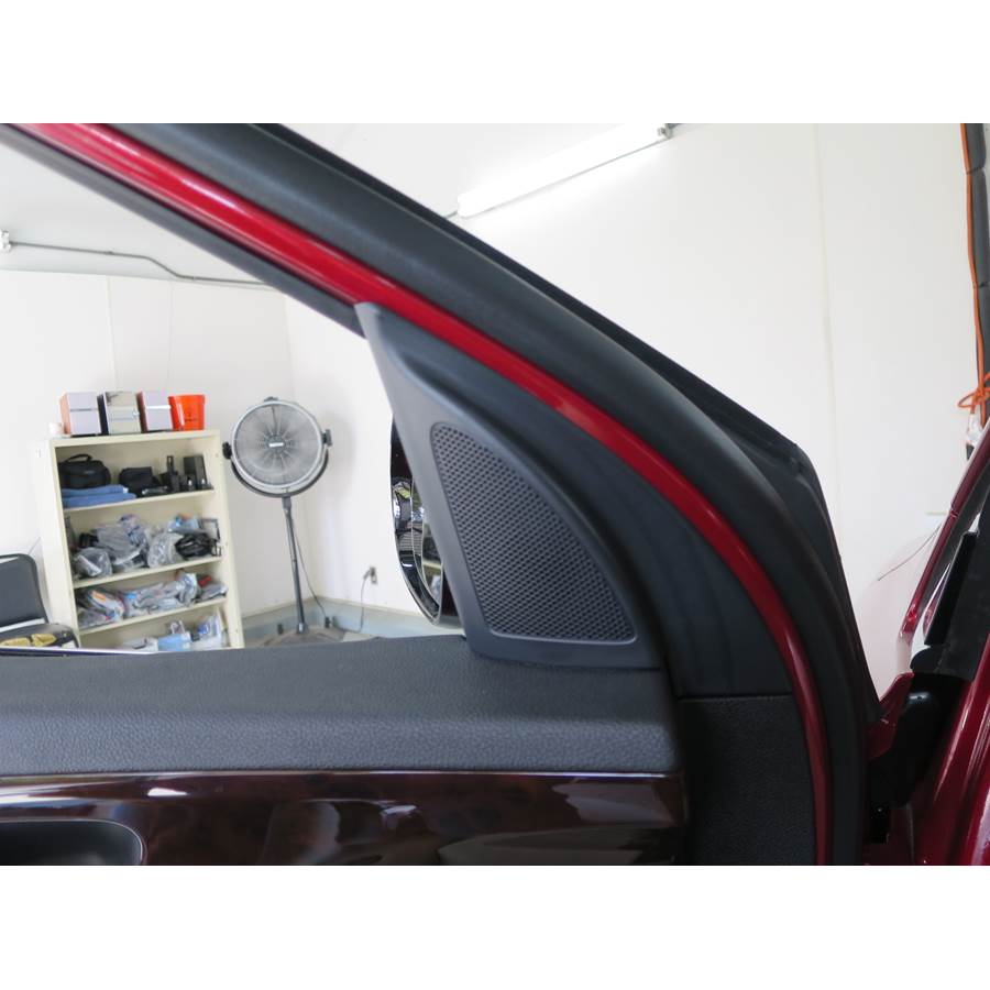 2017 Kia Sorento Front door tweeter location