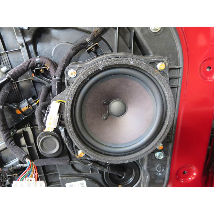 2016 Kia Sorento Front door woofer