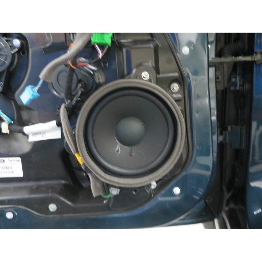 2010 Volvo XC60 Front door woofer