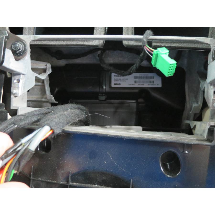 2010 Volvo XC60 Factory radio removed