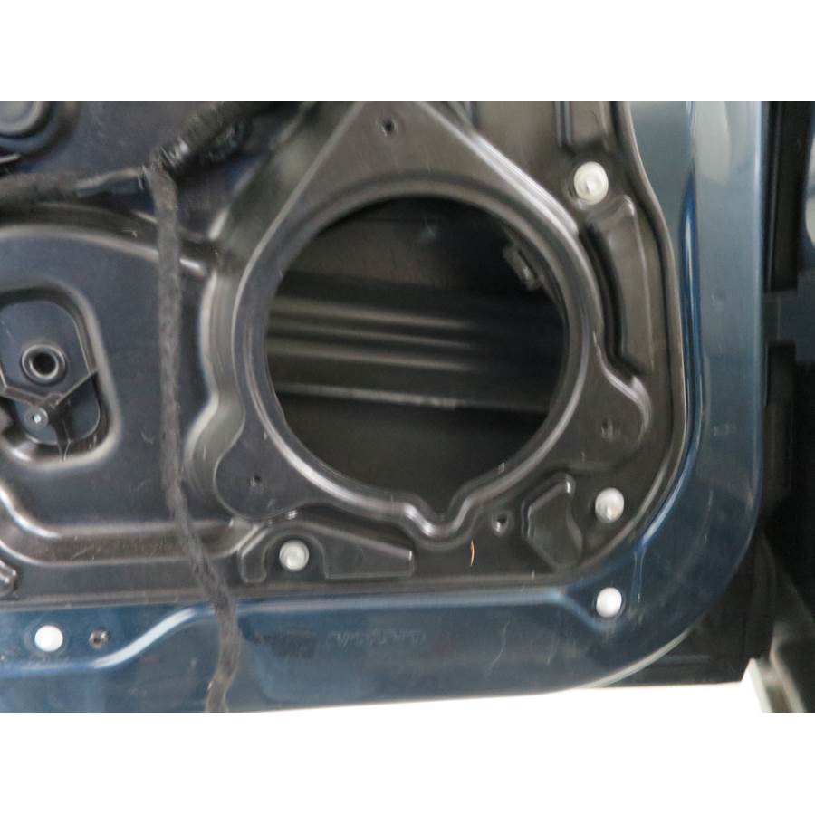 2010 Volvo XC60 Rear door woofer removed
