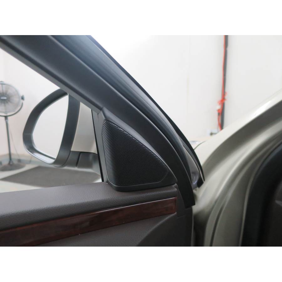 2015 Buick Regal Front door tweeter location