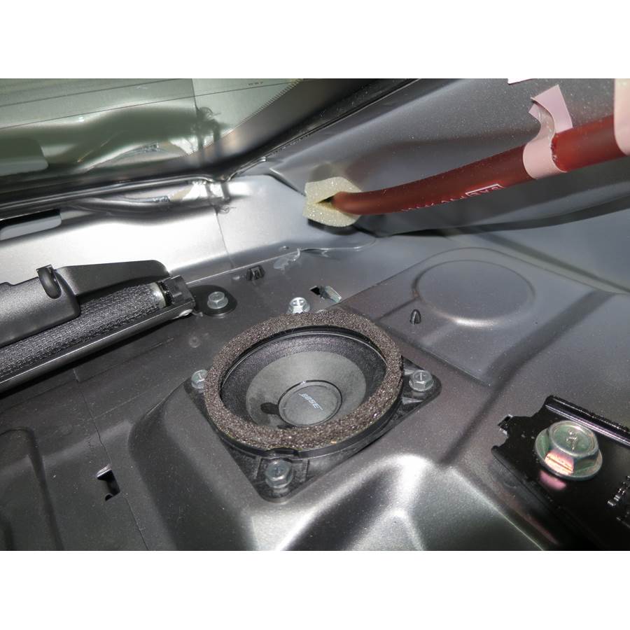 2012 Infiniti M35h Rear deck speaker