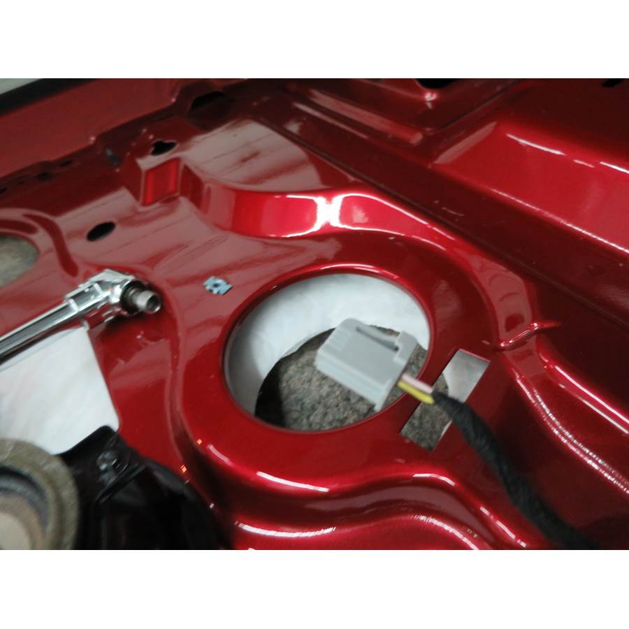 2015 Cadillac XTS Rear deck speaker removed