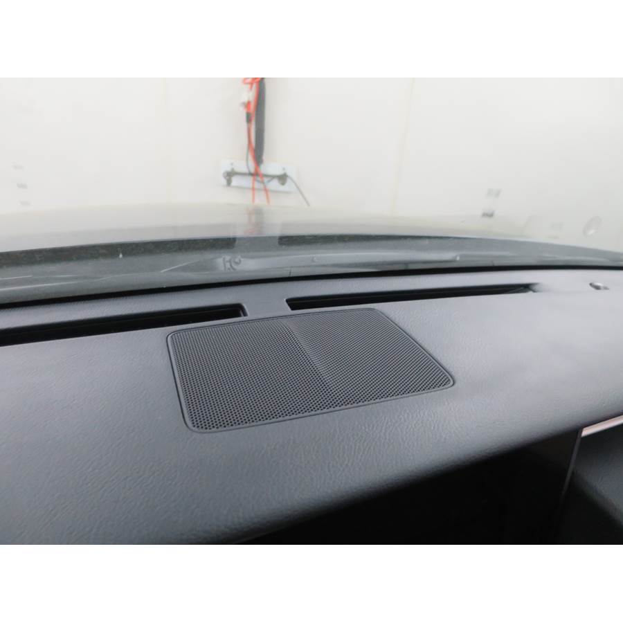 2017 Lexus IS200t Center dash speaker location