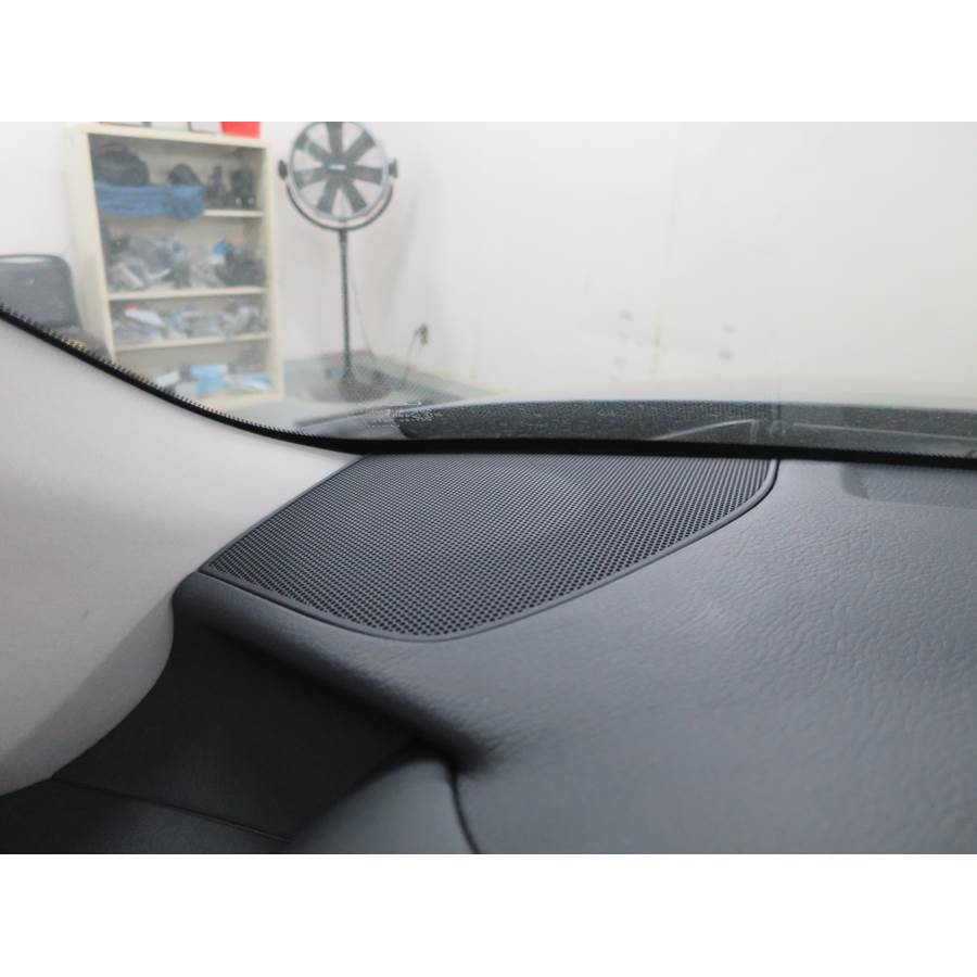 2018 Lexus IS300 Dash speaker location