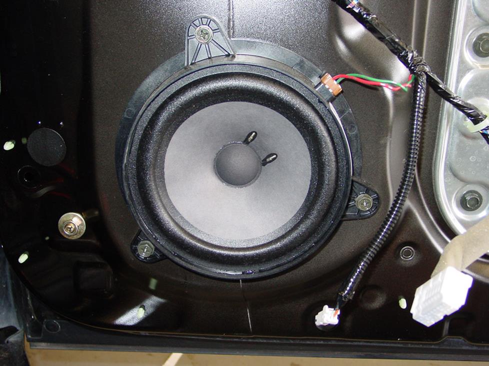 G35 cheap bose speakers