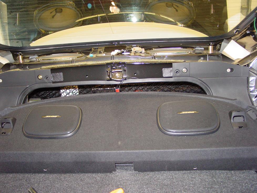 Infiniti G35 rear deck bose subwoofers