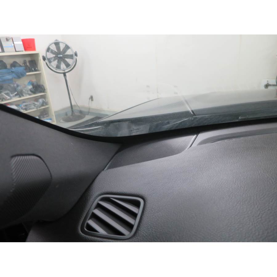 2015 Lincoln MKS Dash speaker location